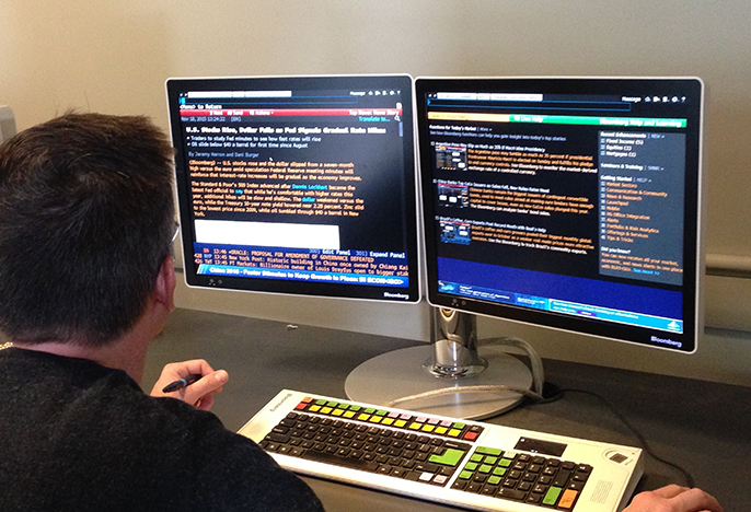 Student utilizing the Bloomberg Trading Terminal